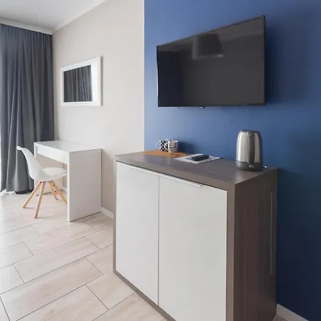 Kamienica 3*