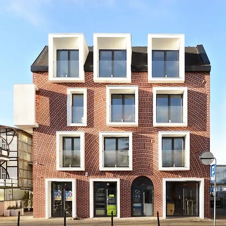 Kamienica Bed & Breakfast 3*